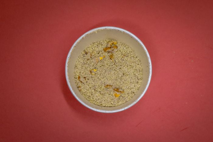 Instant Pecan Nut & Mango Porridge