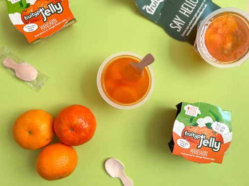 Fruitypot mandarin fruit pieces in orange flavour jelly