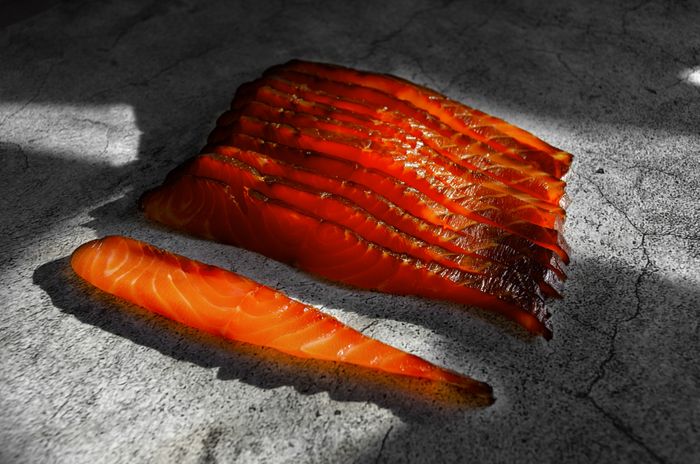 100g Whisky and Soy glazed smoked salmon