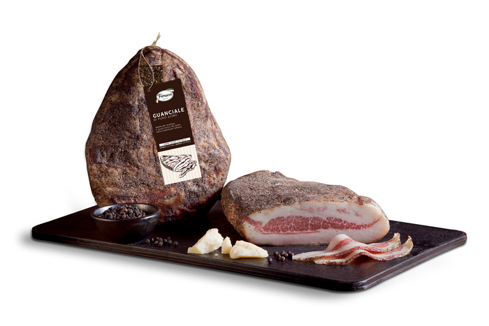 Guanciale, awarded by Gambero Rosso
