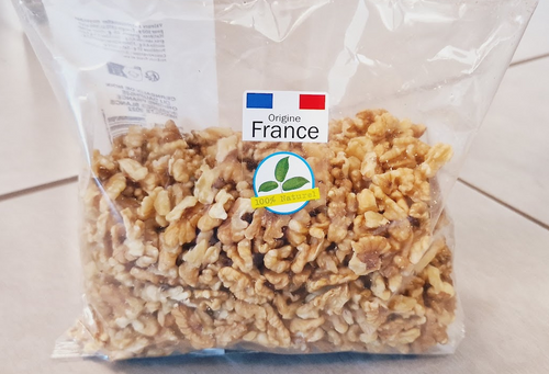 Shelled walnuts from France / Food service / Halves, pieces and small pieces
