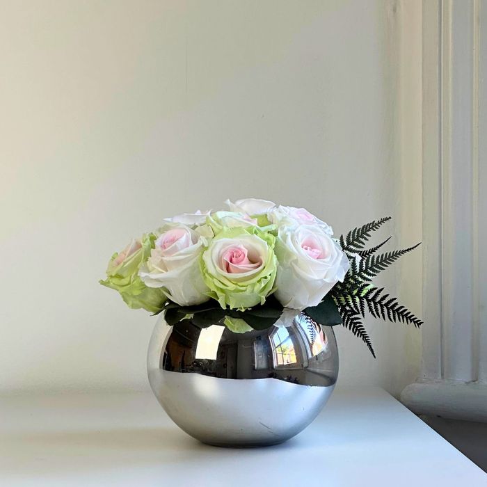 Everlasting flower arrangements