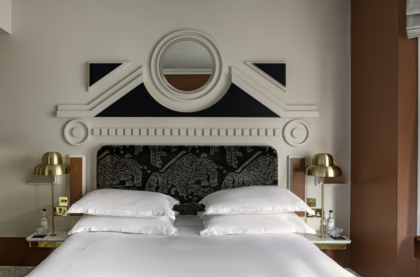 Henrietta Hotel 1