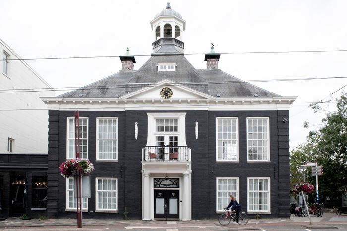 The Rise of Staffless Hotels: How Technology and Outsourcing Are Changing Hospitality