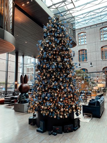 The Conservatorium Hotel at Christmas