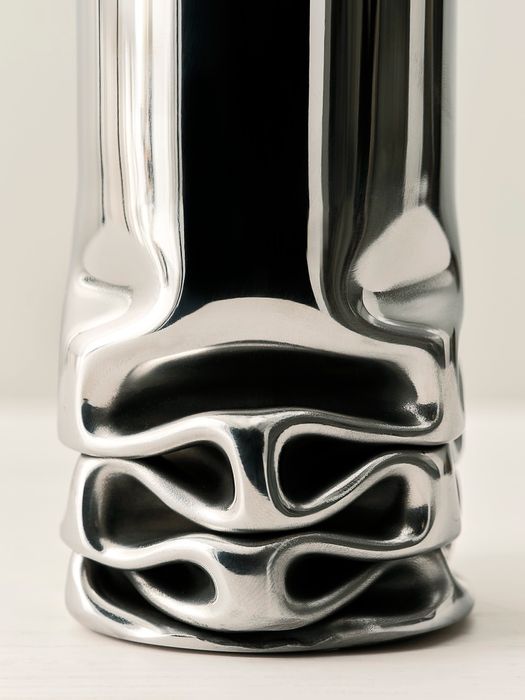 HYDRAULIC Vase
