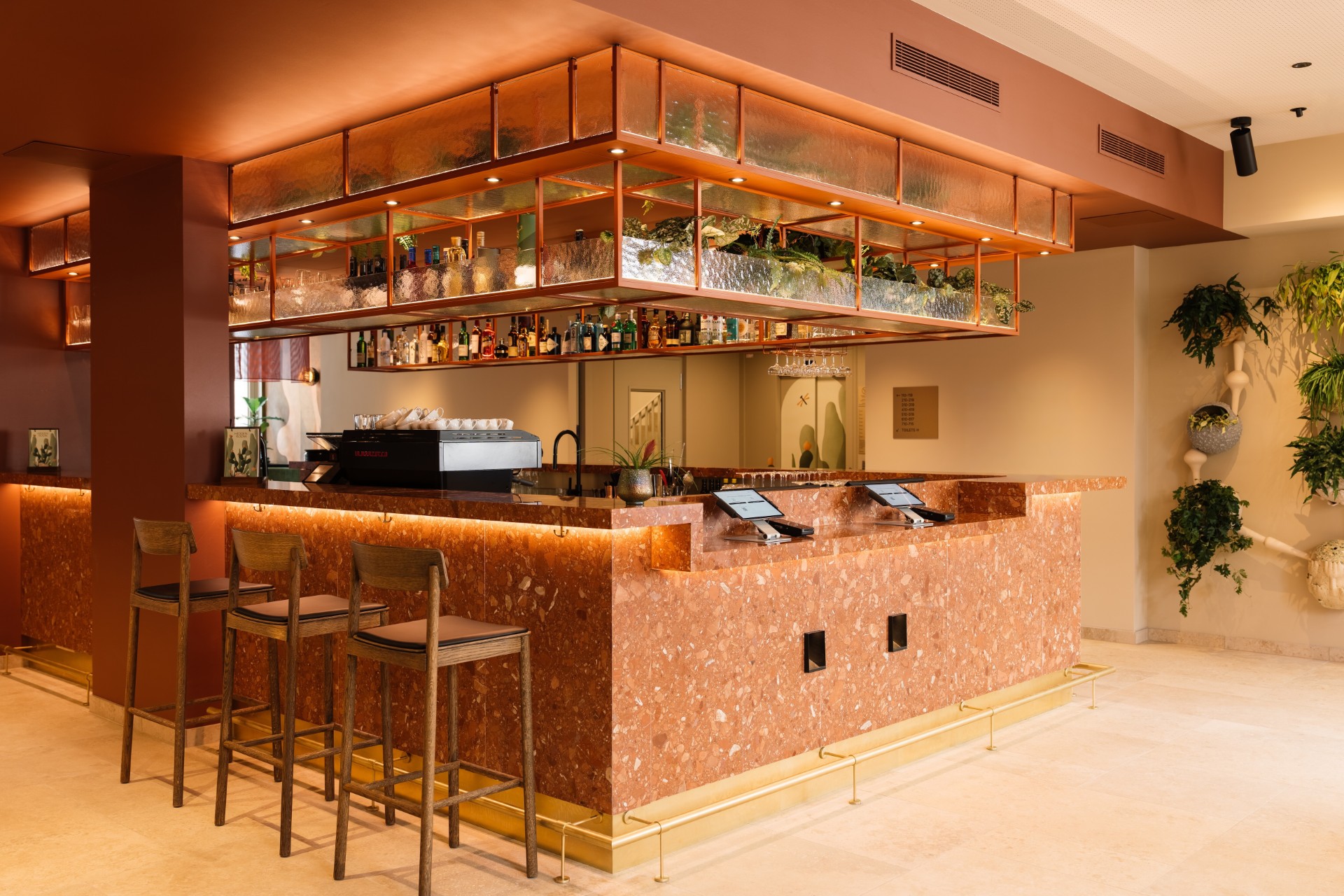Hotel Schani City