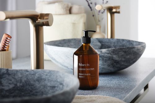 Natural Cosmetics: Lavender & Botanical