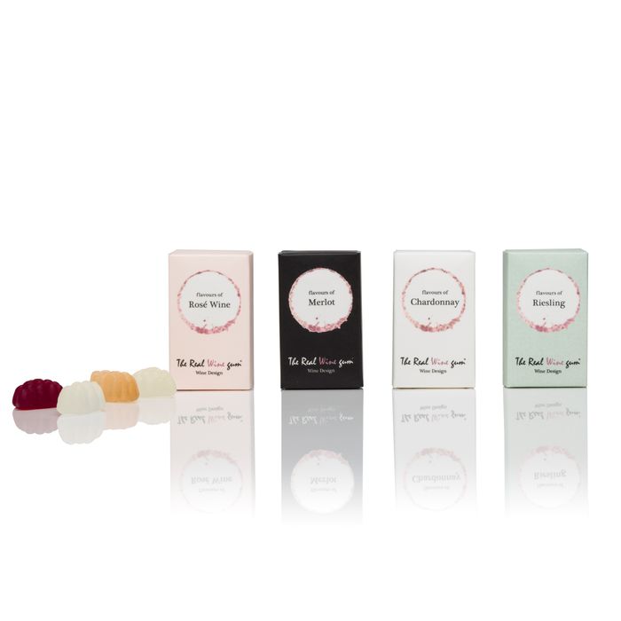 'Tiny Winys' in your rooms - vegan turndown amenities