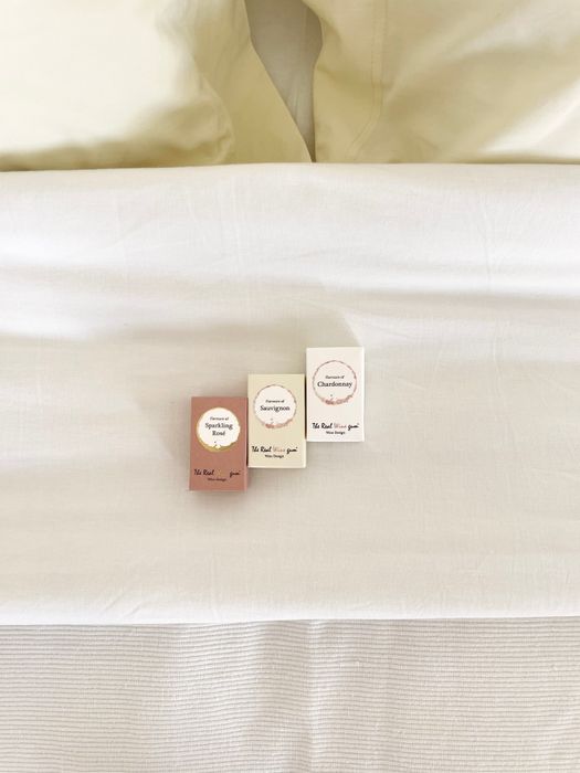 'Tiny Winys' in your rooms - vegan turndown amenities