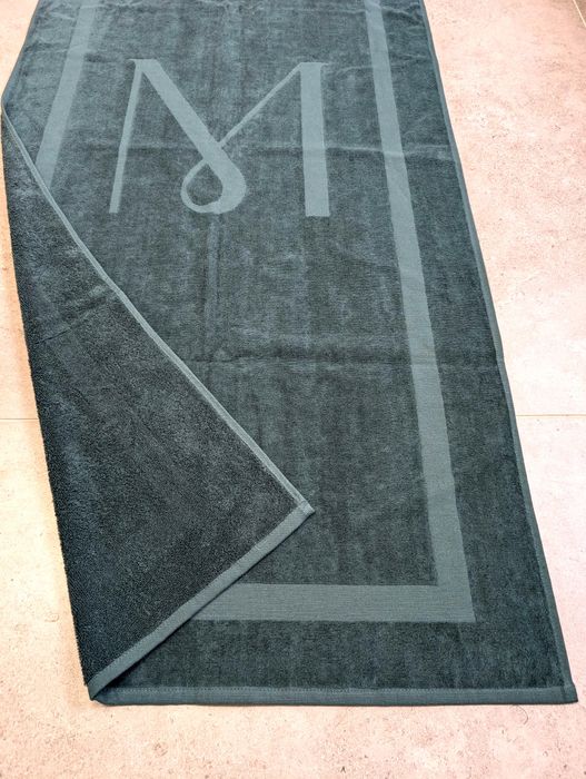 Custom towels woven with your hotel Logo