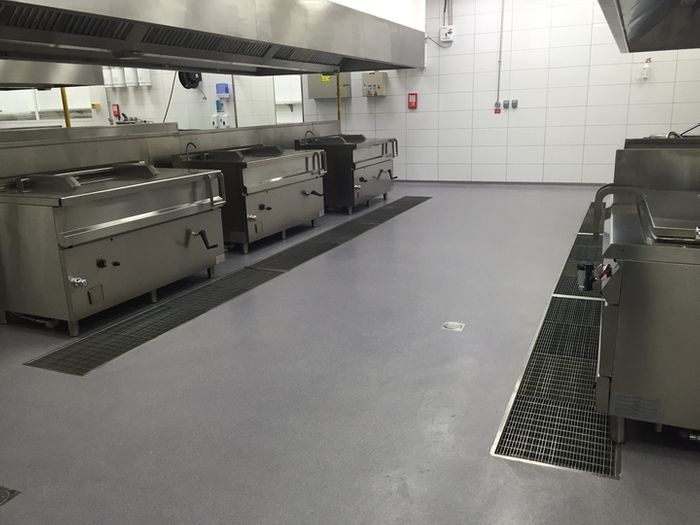 Hygienic and seamless flooring