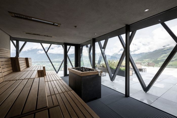SomVita Suites