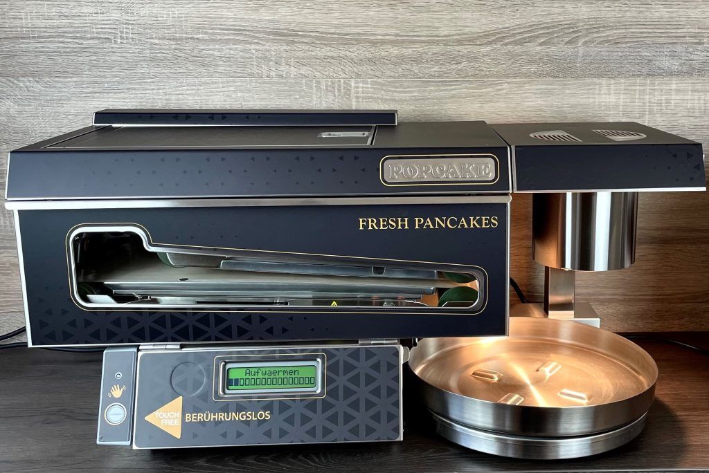 Pancake Maschine für frische heiße Pancakes per Handzeichen. Offizieller Partner von Popcake