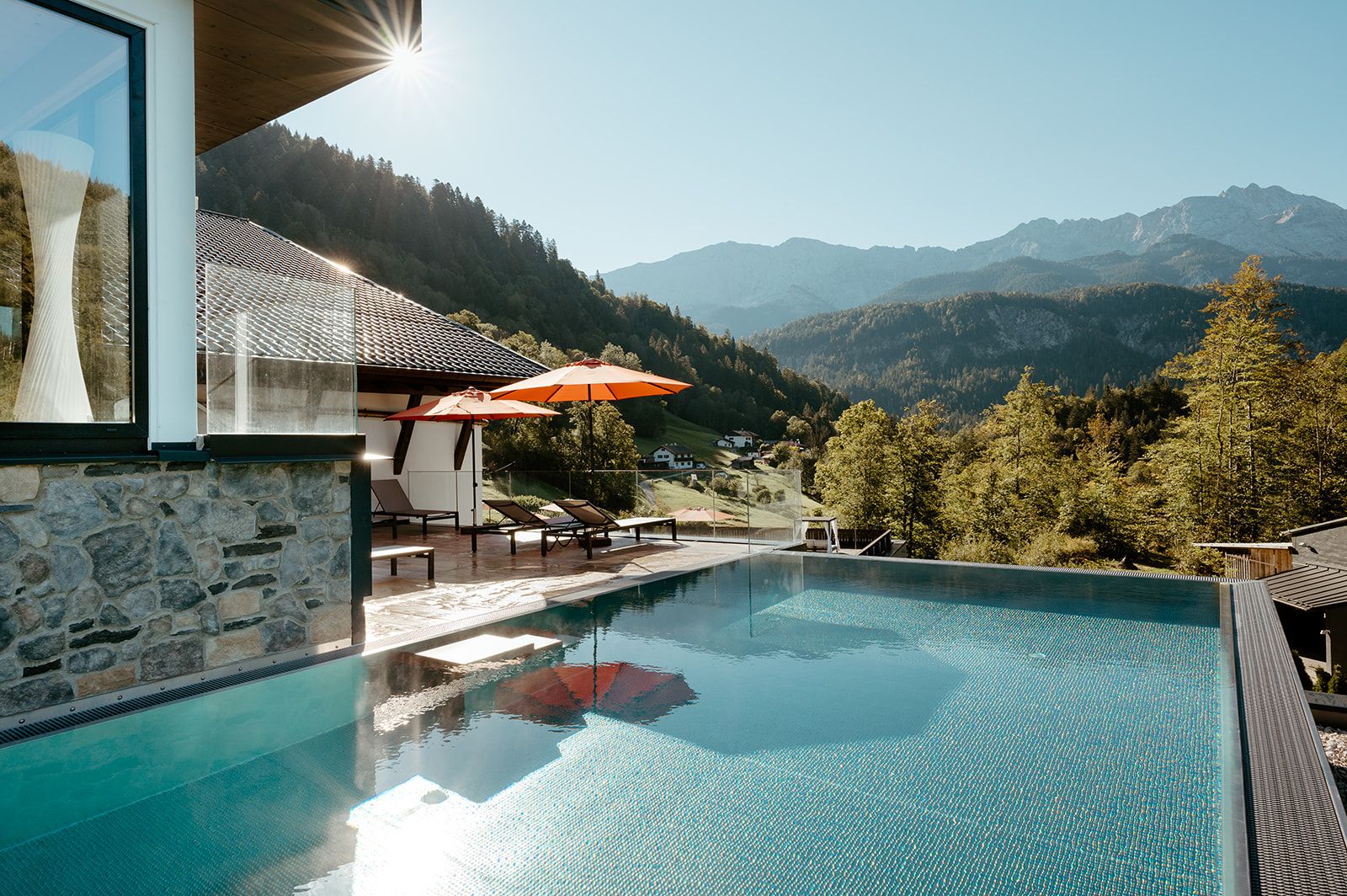 Der Hotelier Edit: IH Munich x Dr. Sylvia Weingart (Das Graseck)