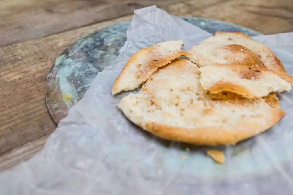 Delicioso Tortas de Aceite Sugared Olive Oil Biscuits from Seville