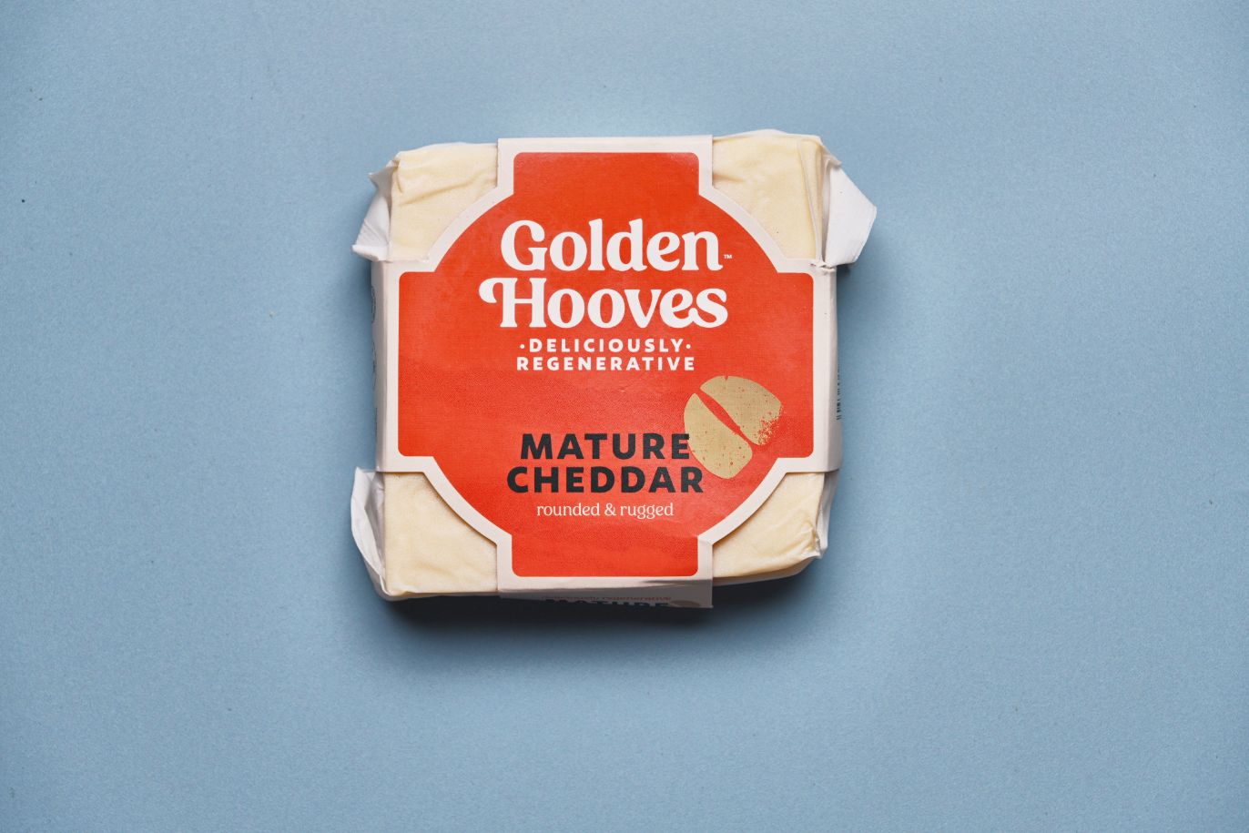 Golden Hooves Mature Cheddar