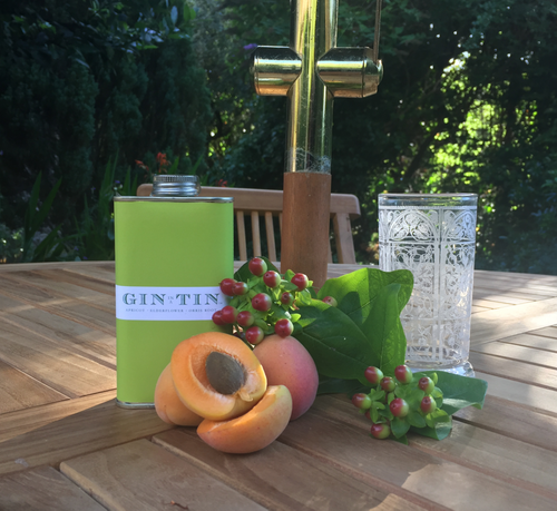 London Dry Apricot, Elderflower & Orris Root Gin In A Tin