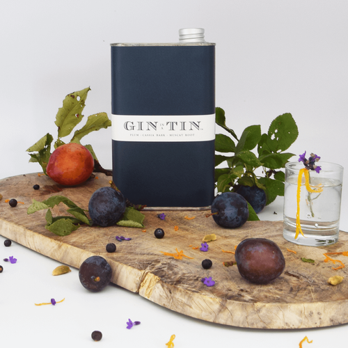 London Dry Plum, Cassia Bark and Muscat Root Gin In A Tin