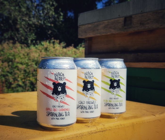 Classic Cold Brewed Sparkling Tea with Pure, British Honey