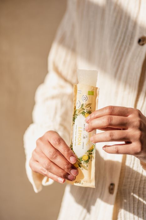 Popsicle ice pop Lemon - 50 ml in a sachet - ambient temperature