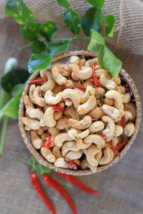 Flavor-added Cashew Nuts
