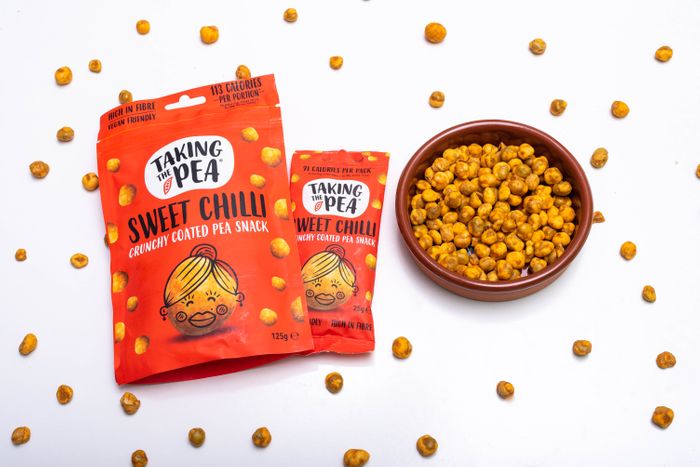 Sweet Chilli, crunchy coated peas (125g - sharing pack)