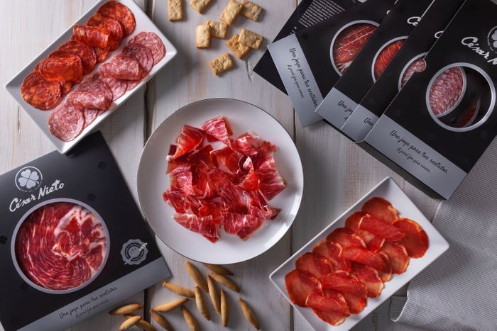 100% Iberico Hand Carved / Machine Sliced Cured Products