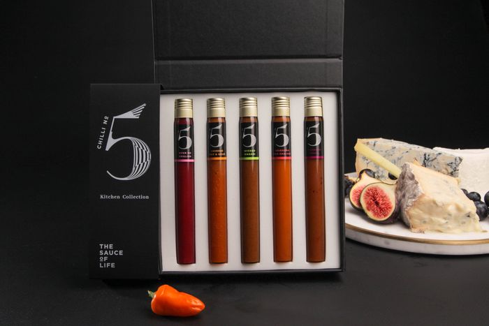 Kitchen Collection – Best hot sauces gift set for foodies