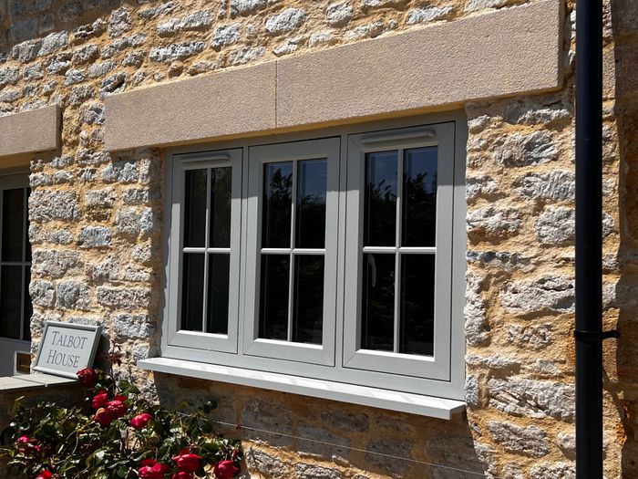 ADVANCE 70 FLUSH SASH WINDOWS