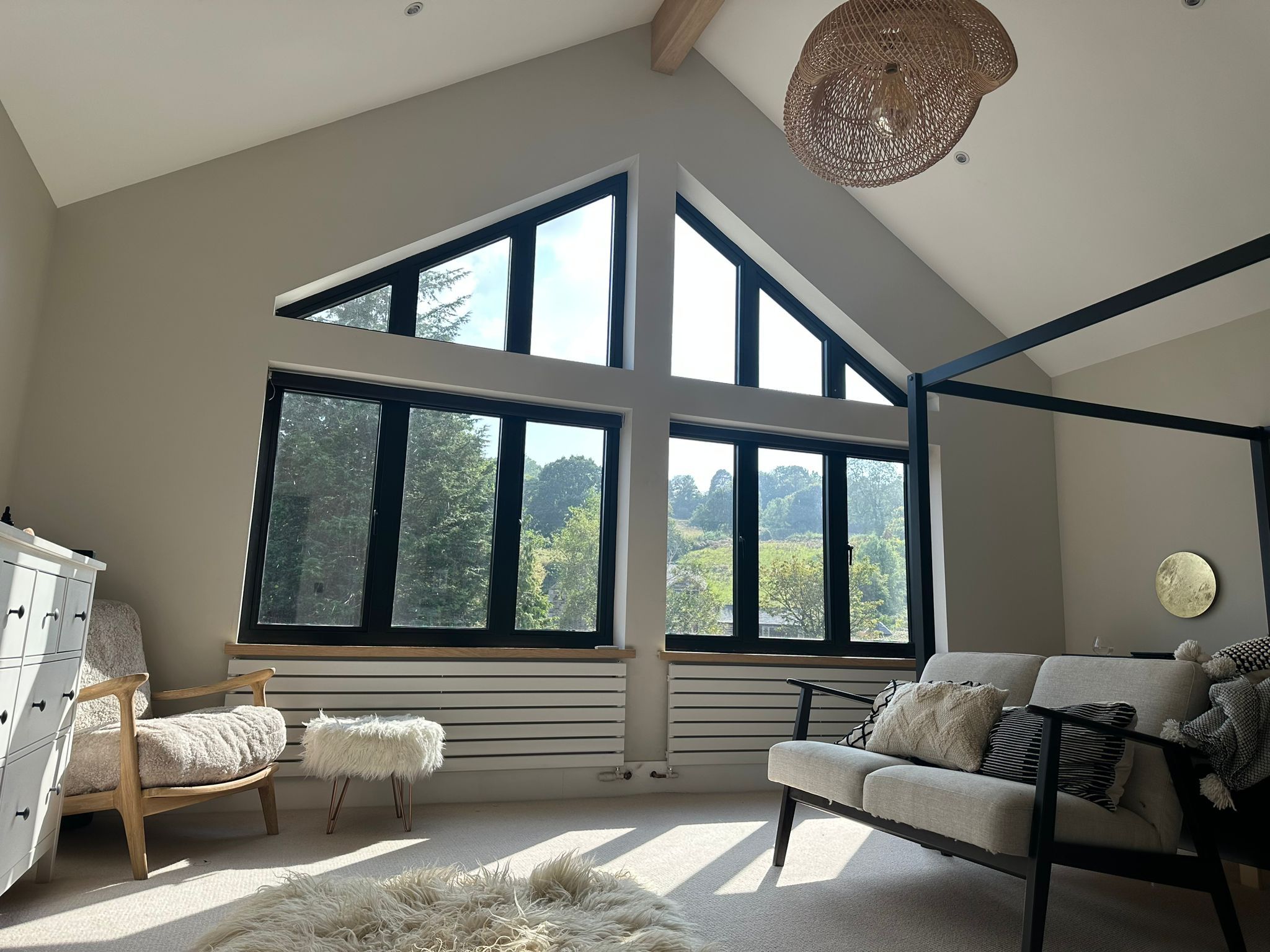 Aluminium Windows & Shaped Frames