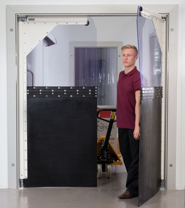 K550 Impact Crash Door