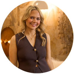 Lexi Seager - Marketing Executive