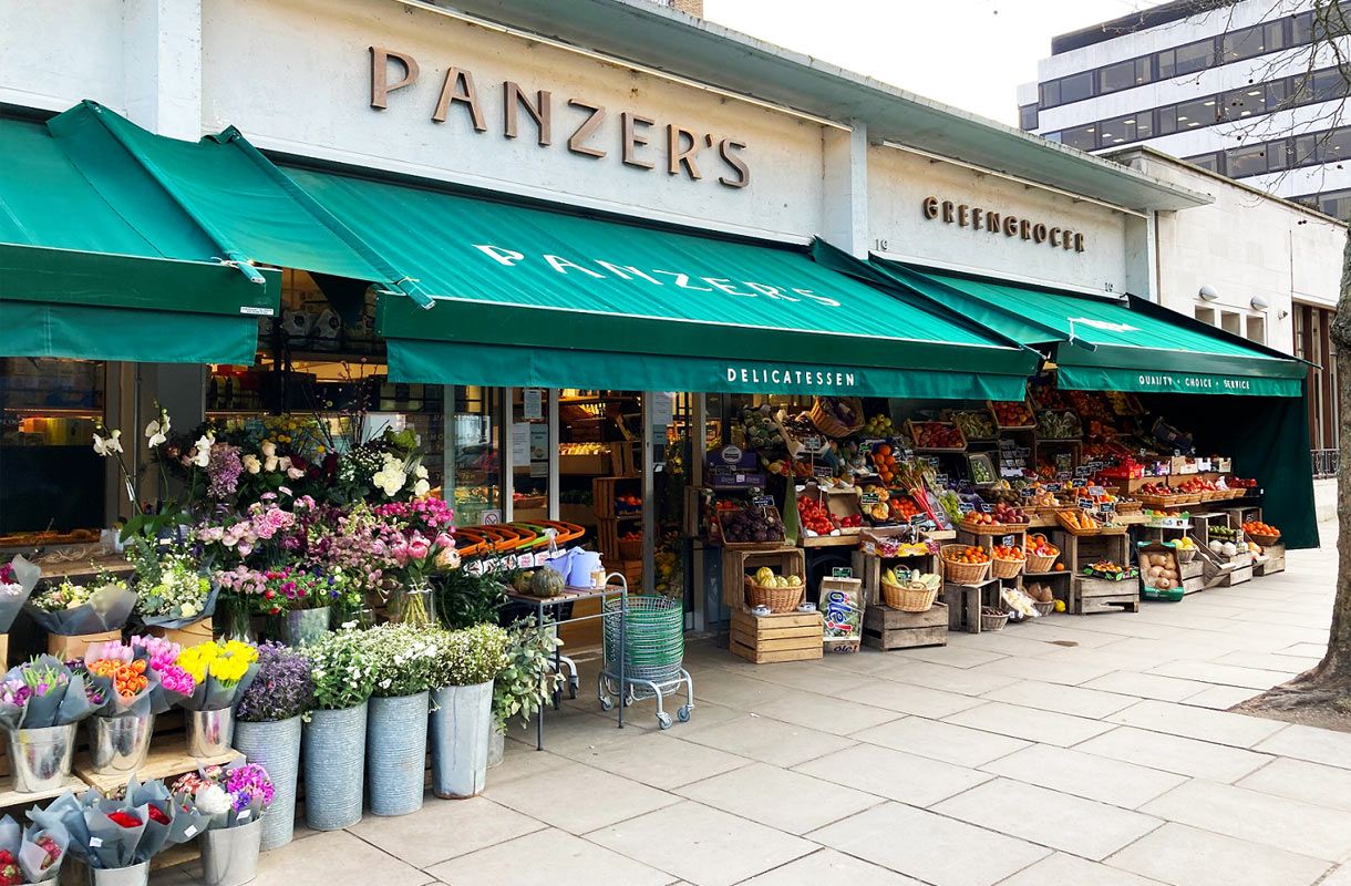 Improved presentation and reduced plastic packaging for soup in pouches