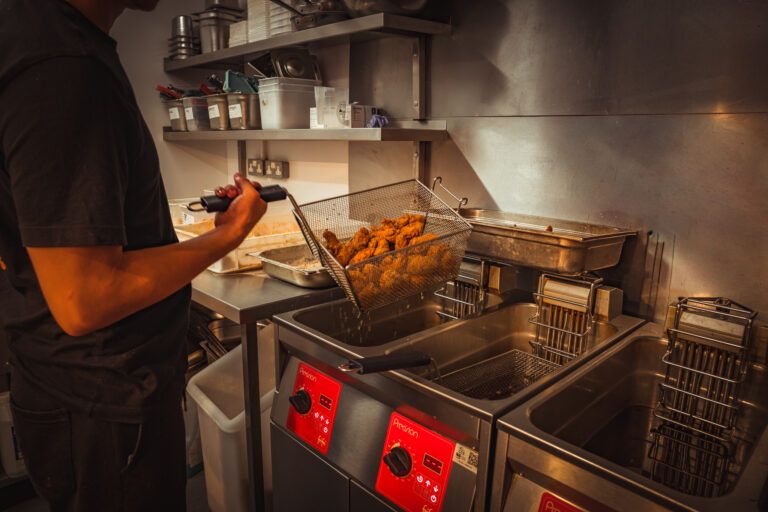 Chefs, Do You Know When your Frying Oil Begins to Break Down?