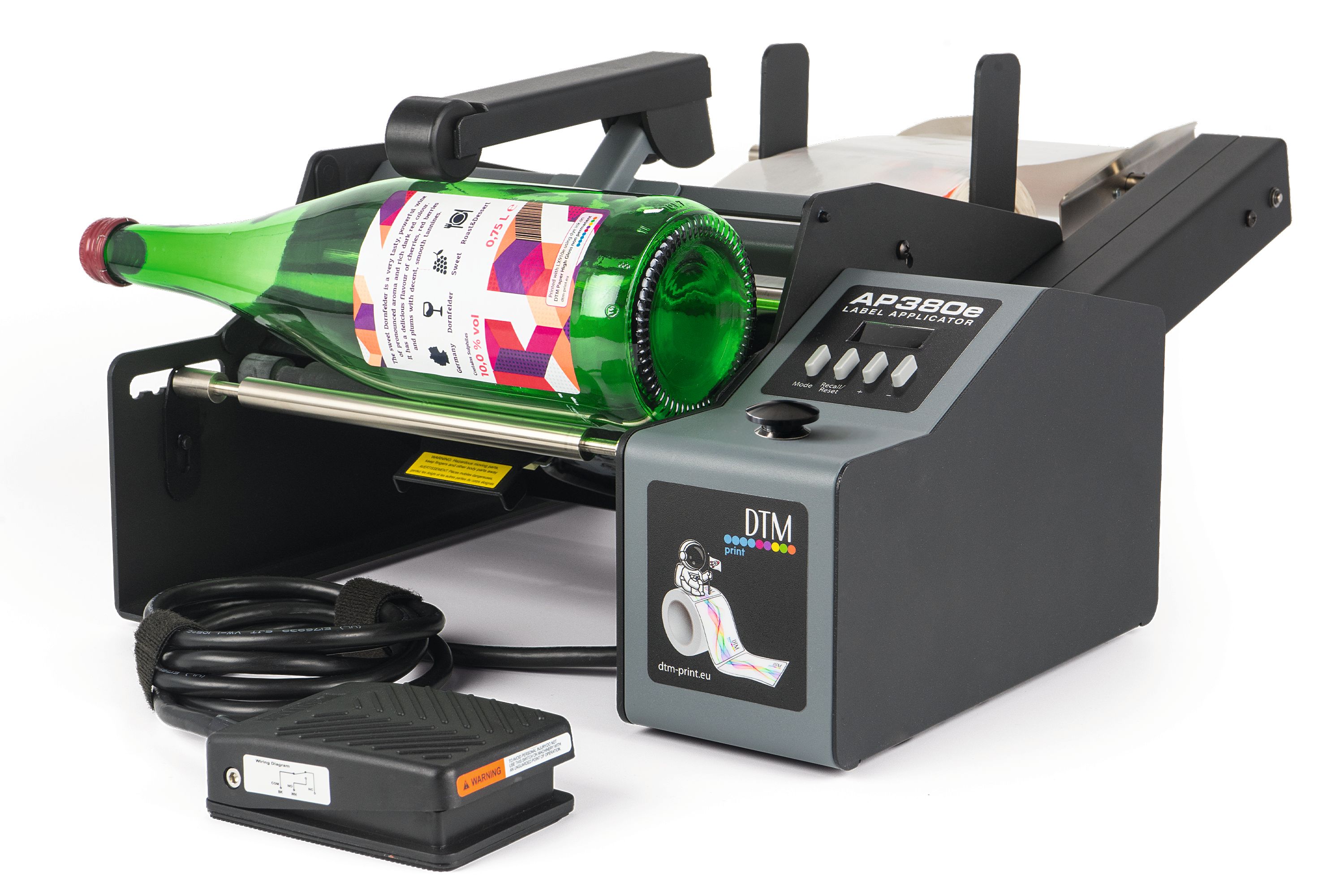 Precise and Fast Labelling with New DTM AP380e Label Applicator