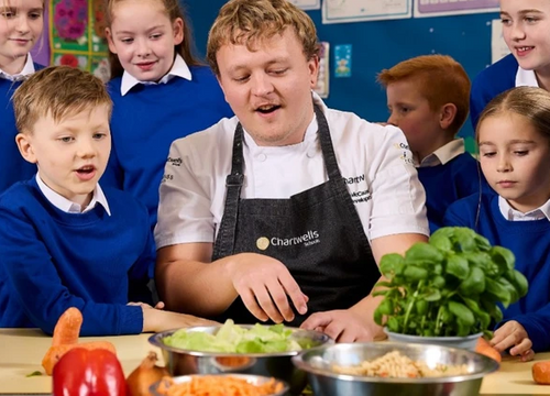 Chartwells delivers cooking and nutrition workshops to over 3,500 families across the UK