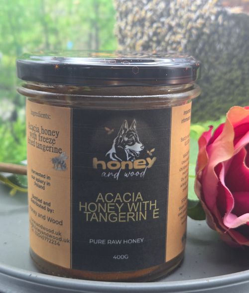 Acacia honey with freeze - dried fruit