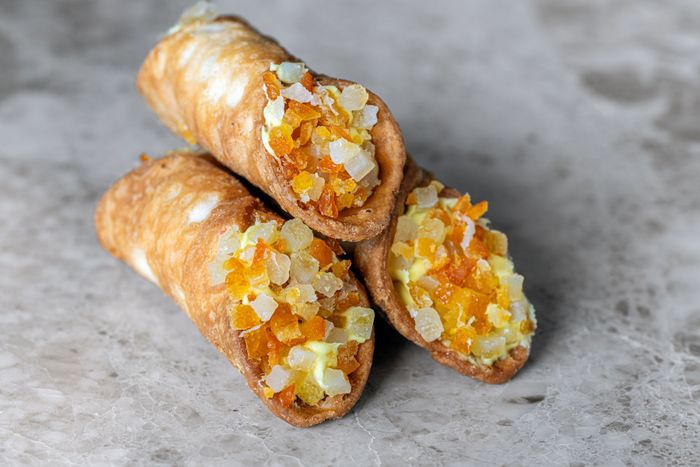 Classic Cannoli