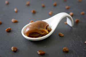 CARAMEL SPECIALITIES AND CARAMEL PIECES