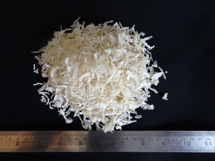 Dried Kibbled Onions 