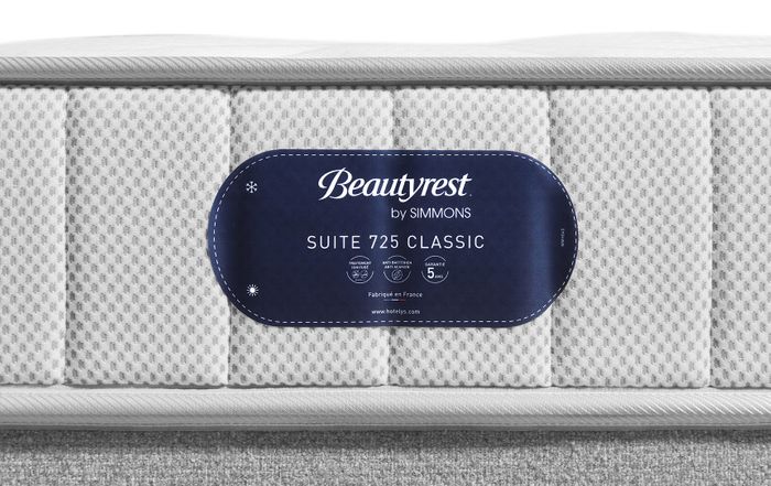Suite 725 Simmons