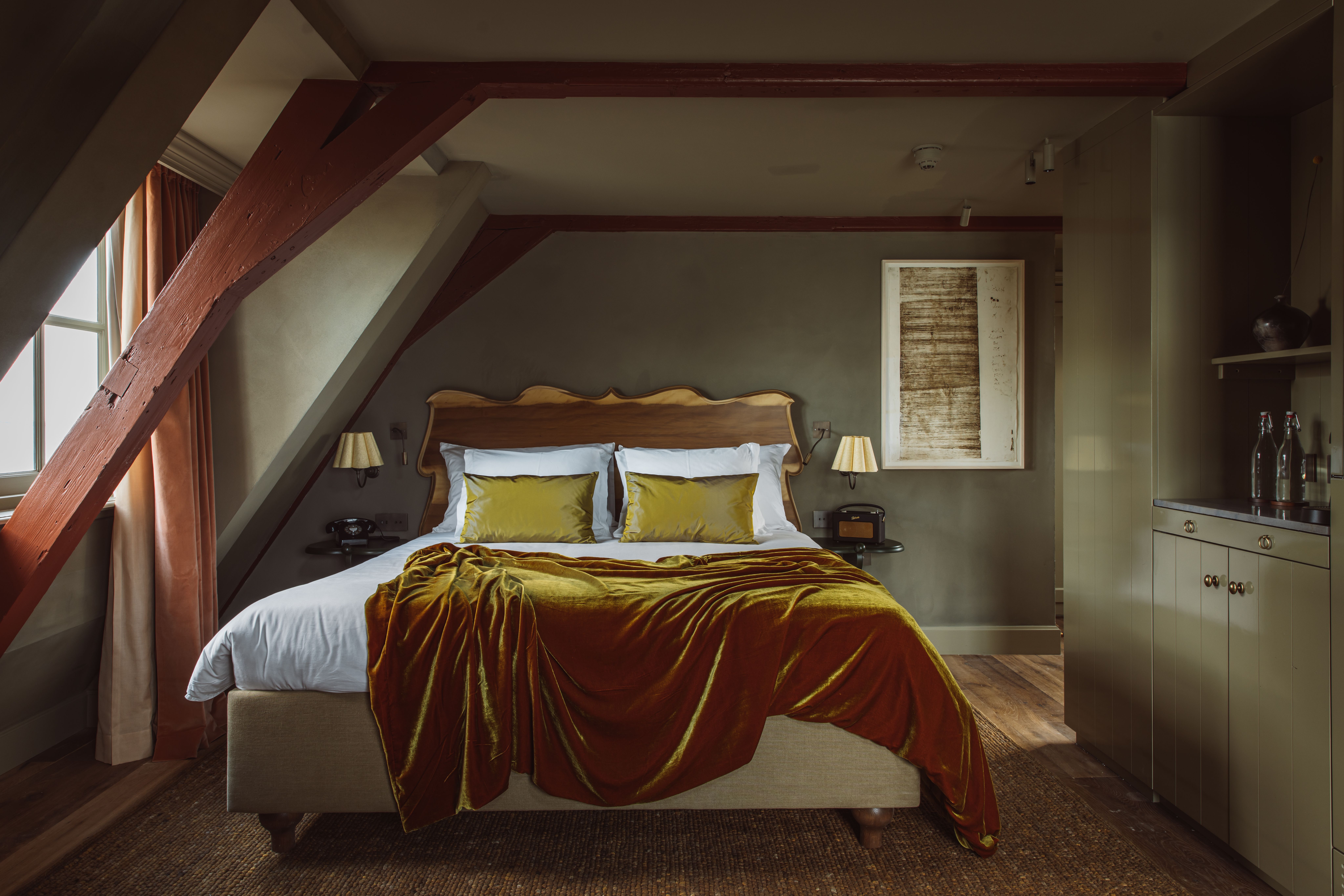 Hotel De Durgerdam - bedroom