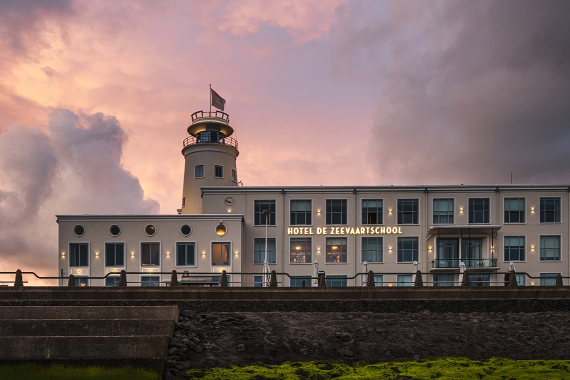 Hotel De Zeevaartschool