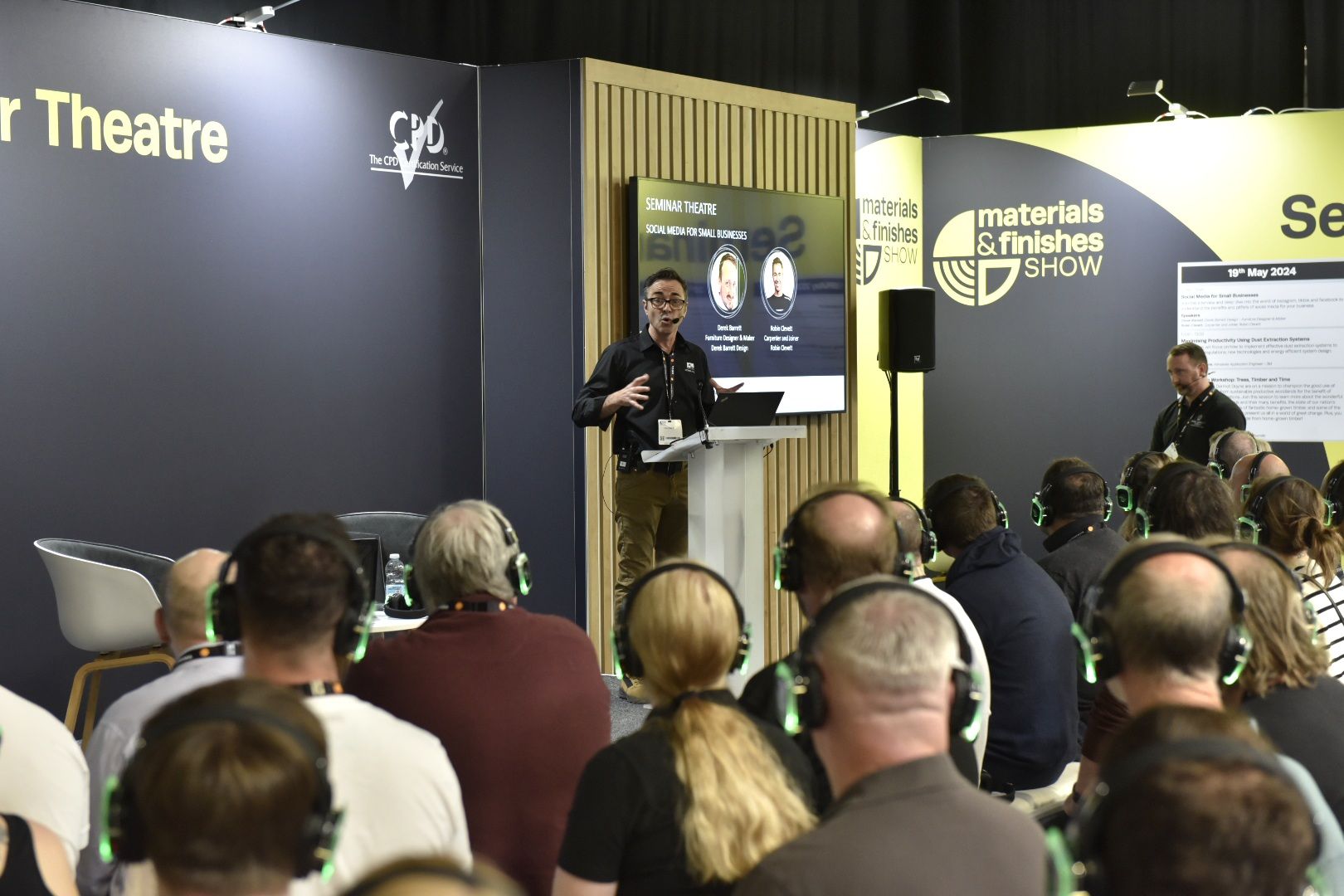 robin clevett leading a seminar session 