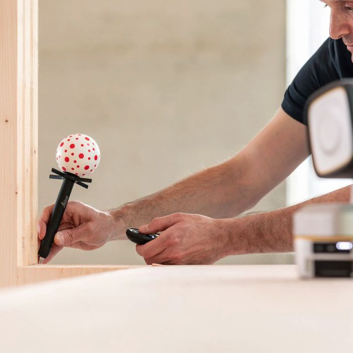 Leica iCON for Bespoke Interiors