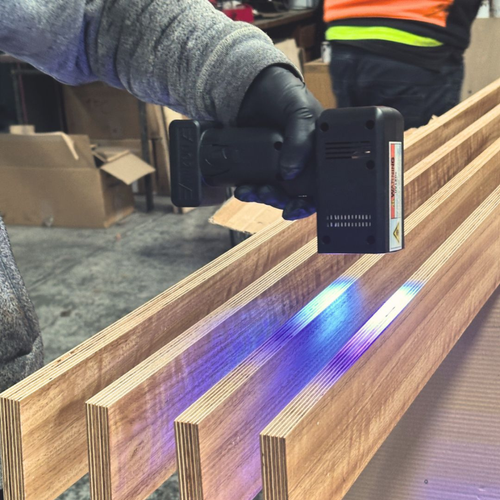 Oslek Coatings to Showcase Instant-Curing LED Hardwax Oil at Professional Woodworking Expo