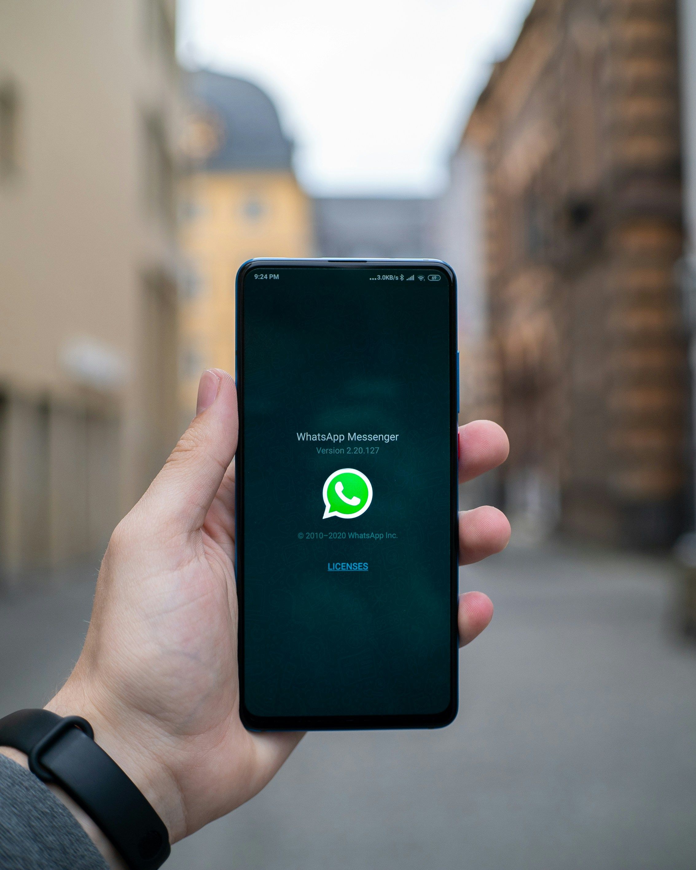 WHATSAPP ON IPHONE