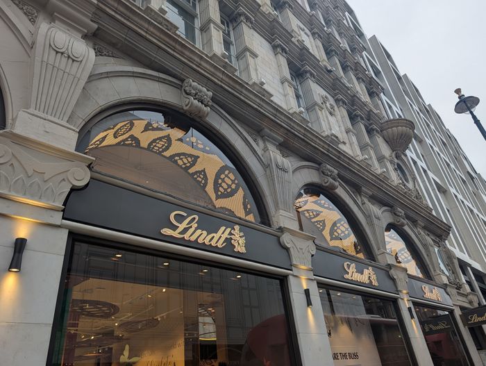 CREOLUX - Flexible, Cuttable & Highly Efficient LED Sheets