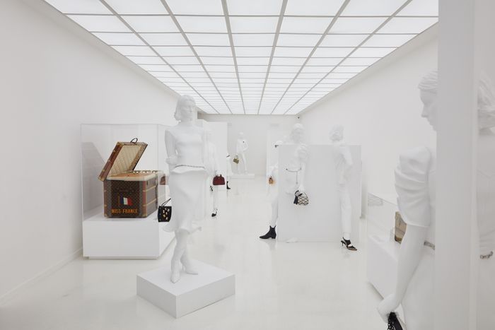 Sphere8 LuxSphere System